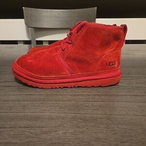 UGG Big Kids Neumel II Boot  Samba Red  Big Kid Size 6